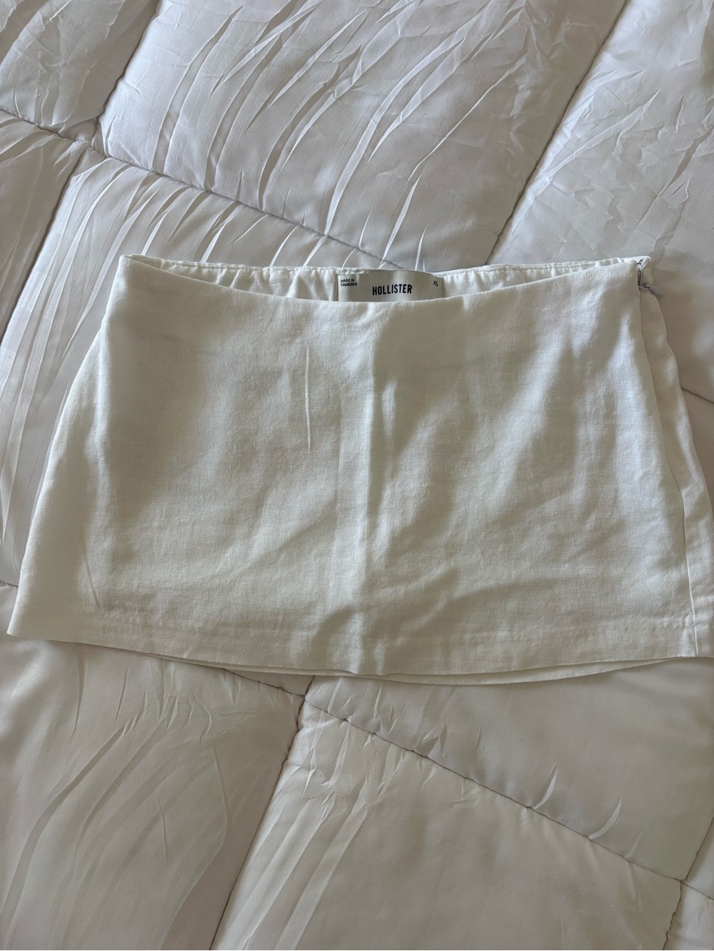 Hollister White Mini Skort